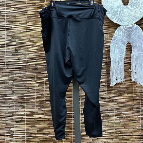 PUMA Women's Train Favorite Forever HW 7/8 Tight Black Pants 1X-Regular - Picture 3 of 3